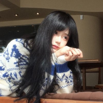 上帝帮助女孩 封面