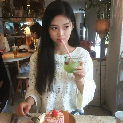 隔楼女孩：我们之间的层距 封面